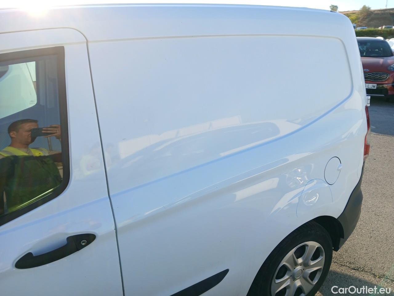 Ford  Transit  Courier Trend 1.5 TDCi 75CV MT6 E6dT #33