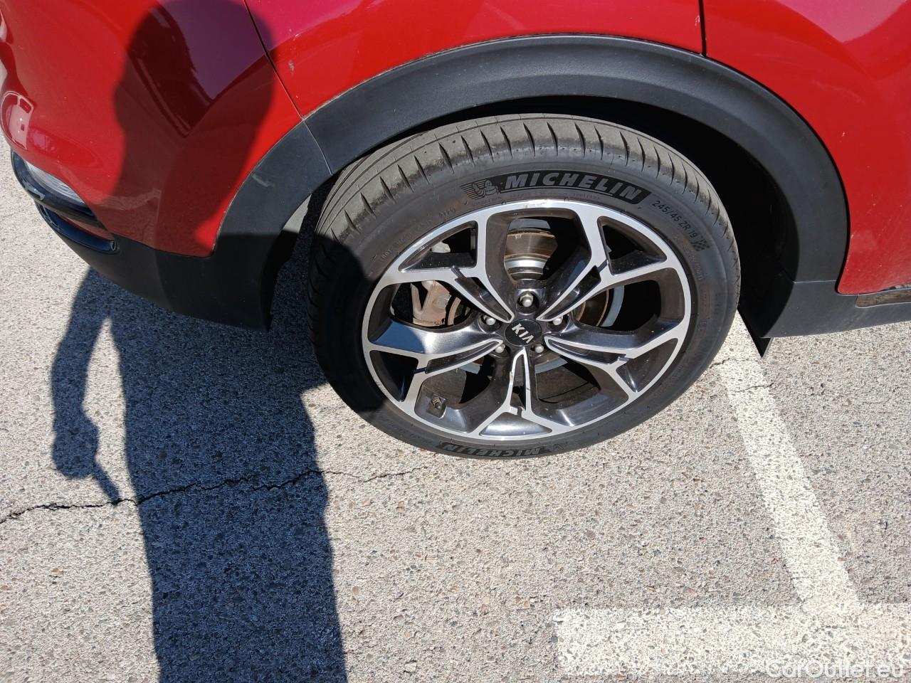  KIA  Sportage KIA  / 2018 / 5P / todoterreno 1.6 MHEV GT Line Xtreme 136CV 4X2 #7