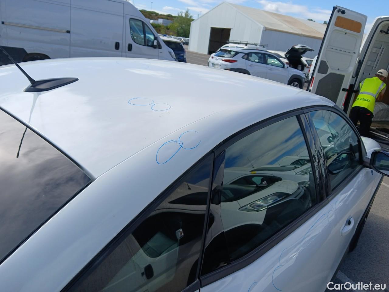  Citroen  C4  Berlina E-Feel Pack 50kWh #24