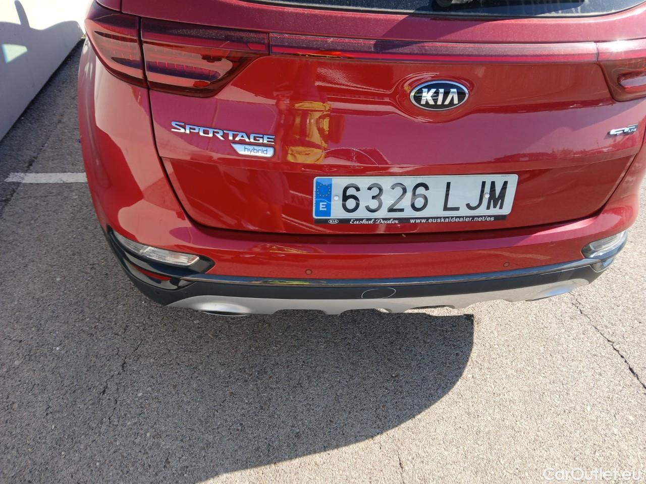  KIA  Sportage KIA  / 2018 / 5P / todoterreno 1.6 MHEV GT Line Xtreme 136CV 4X2 #28