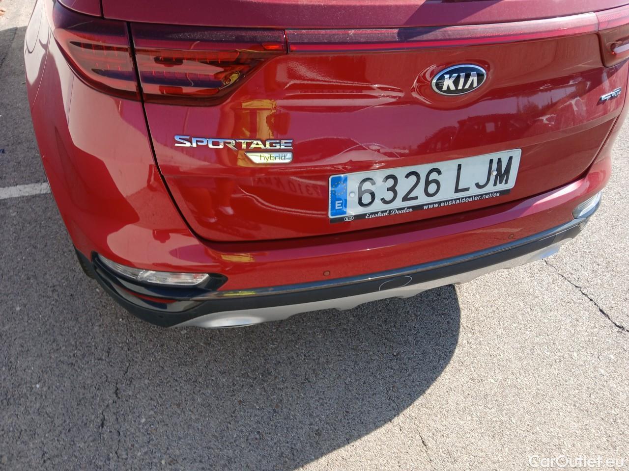  KIA  Sportage KIA  / 2018 / 5P / todoterreno 1.6 MHEV GT Line Xtreme 136CV 4X2 #26