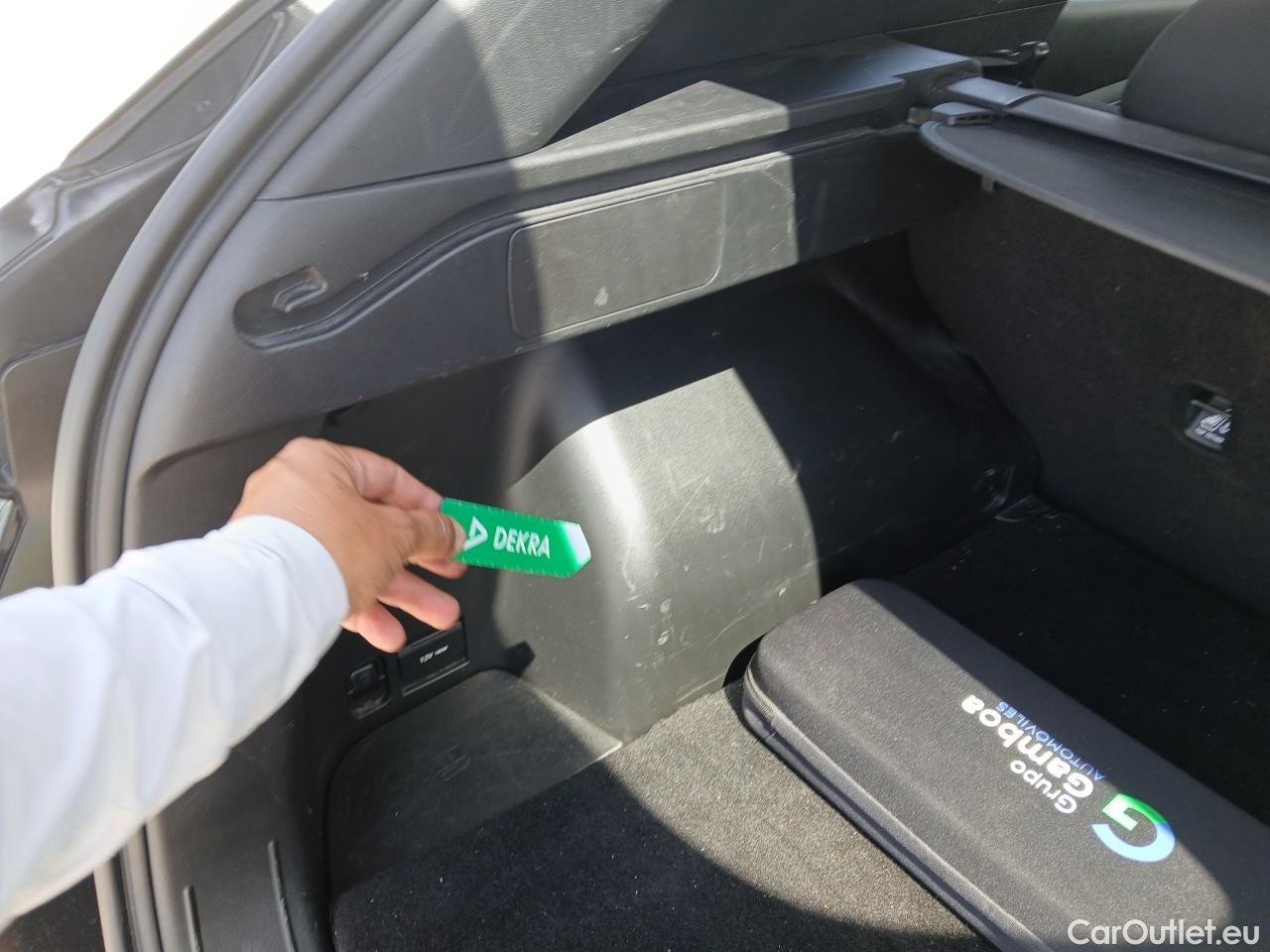  Hyundai  Tucson HYUNDAI  / 2020 / 5P / todoterreno 1.6 TGDI PHEV 195kW Maxx Auto 4X4 #4