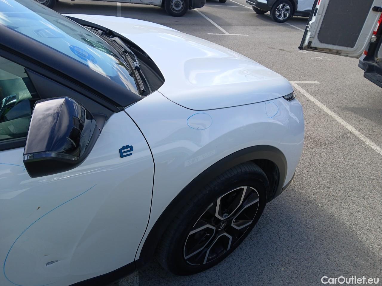  Citroen  C4  Berlina E-Feel Pack 50kWh #32