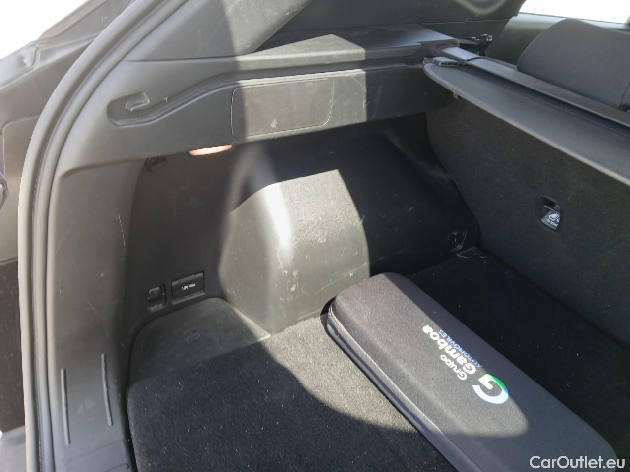  Hyundai  Tucson HYUNDAI  / 2020 / 5P / todoterreno 1.6 TGDI PHEV 195kW Maxx Auto 4X4 #3