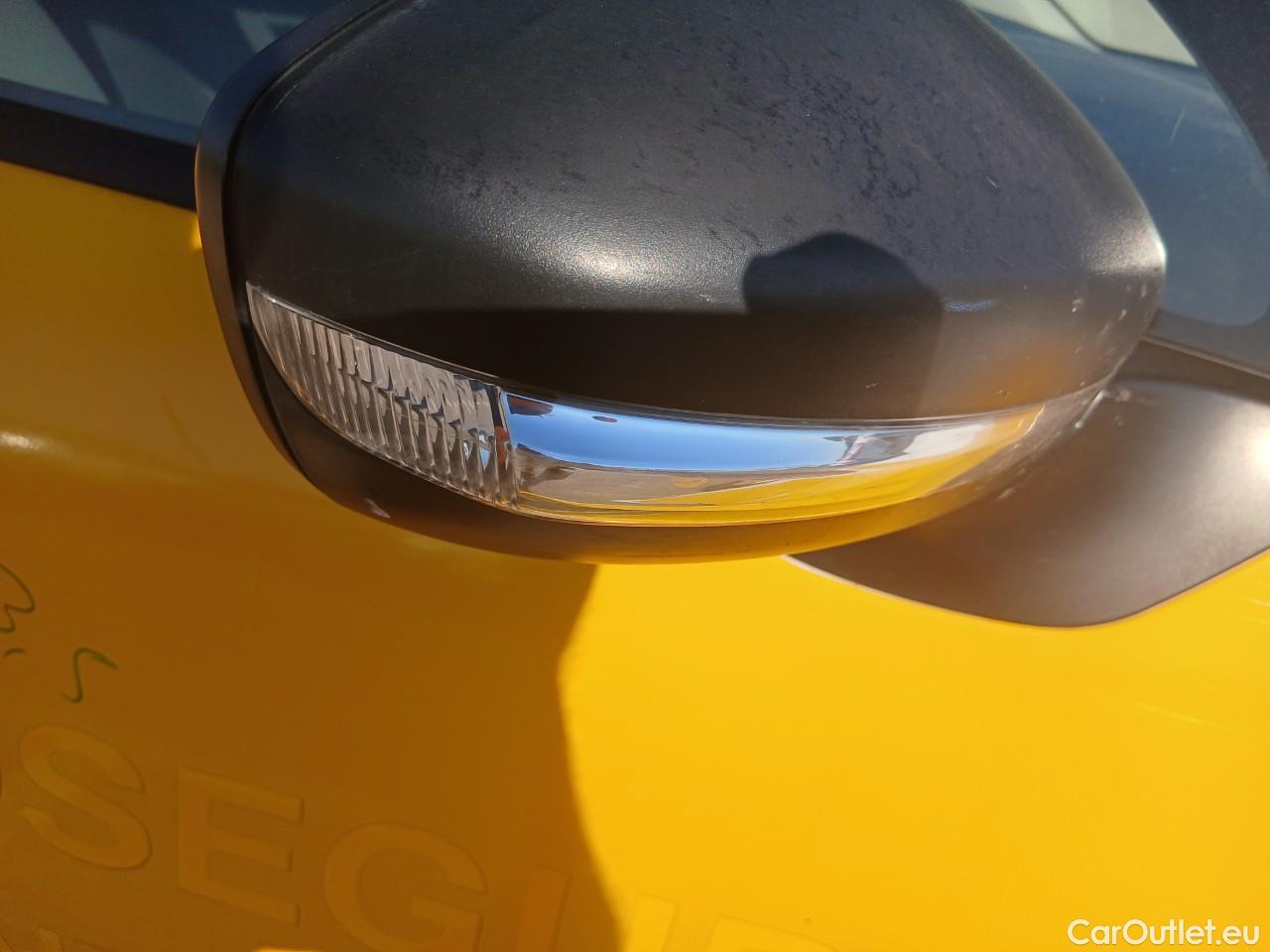  Citroen  C3  Live 1.6 BlueHDi 75CV MT5 E6 #52