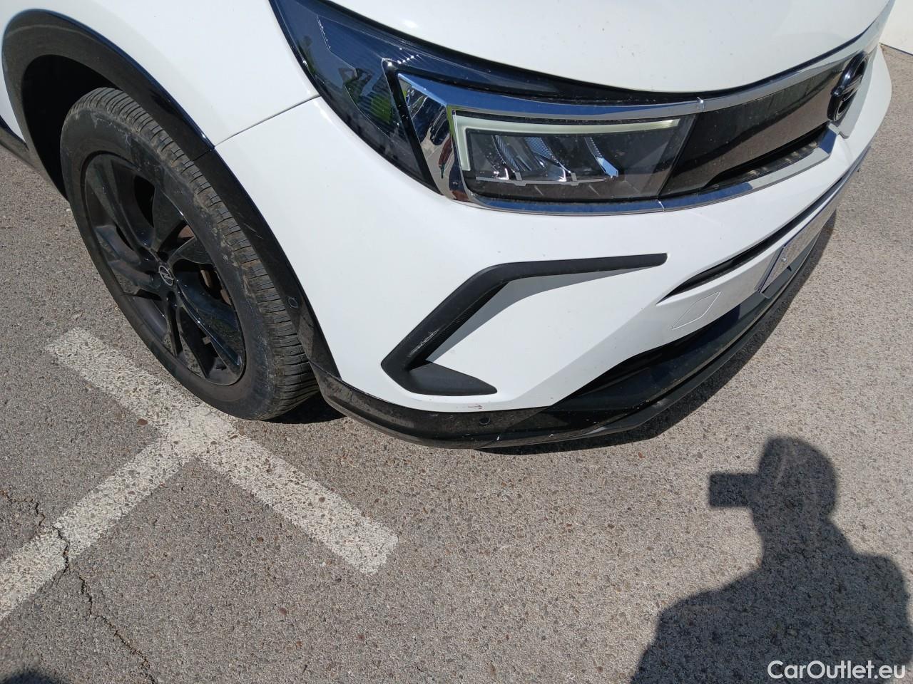  Opel   Grandland X Grandland X GS Line 1.5 130CV AT8 E6d #50