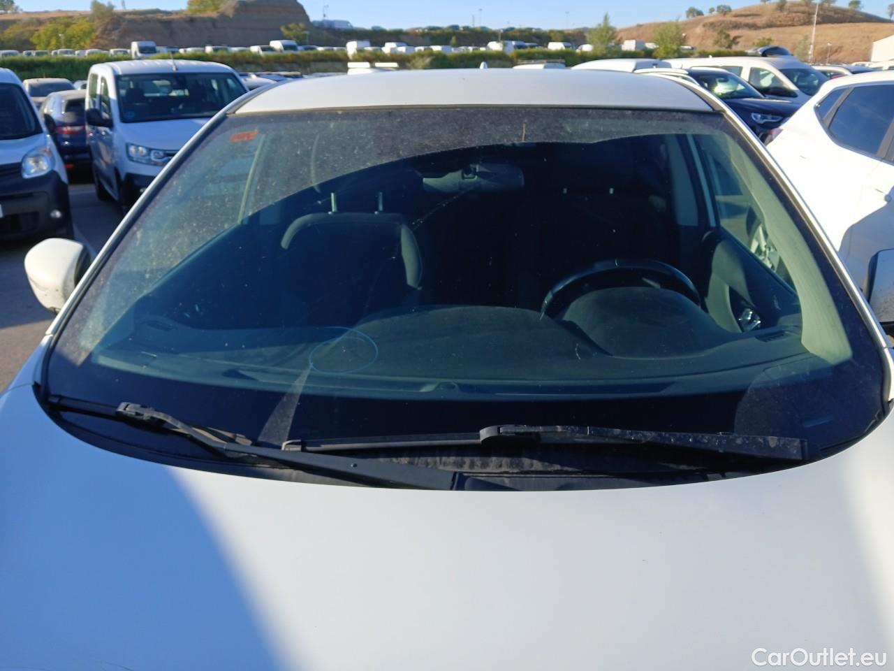  Nissan  Qashqai NISSAN  / 2017 / 5P / todoterreno dCi 85 kW (115 CV) ACENTA #25