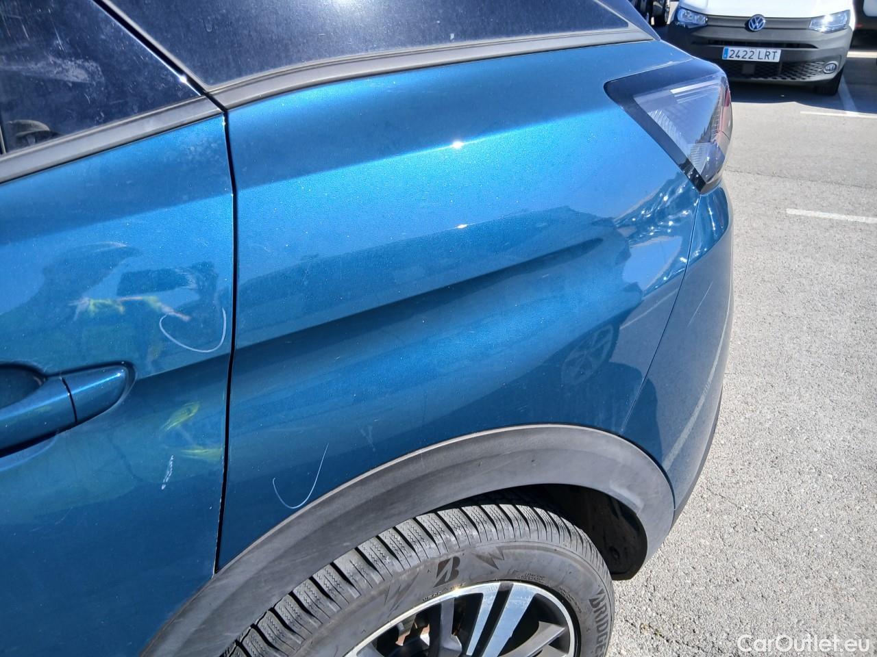  Peugeot  3008  Allure 1.5 HDi 130CV AT8 E6d #26