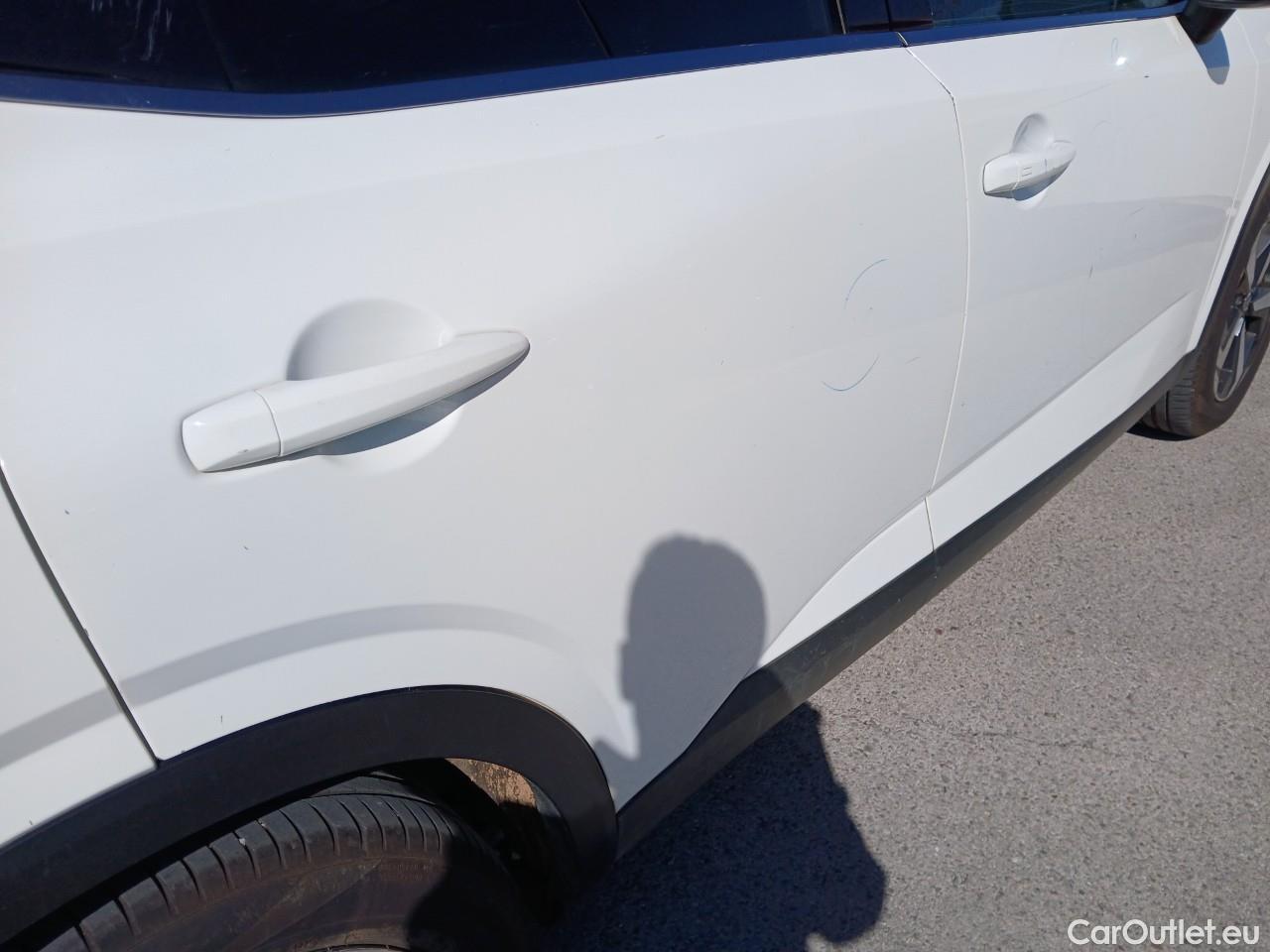 Land Rover  Discovery NISSAN QASHQAI / 2021 / 5P / todoterreno DIG-T 116kW mHEV Xtronic 4x4 N-Connecta #23