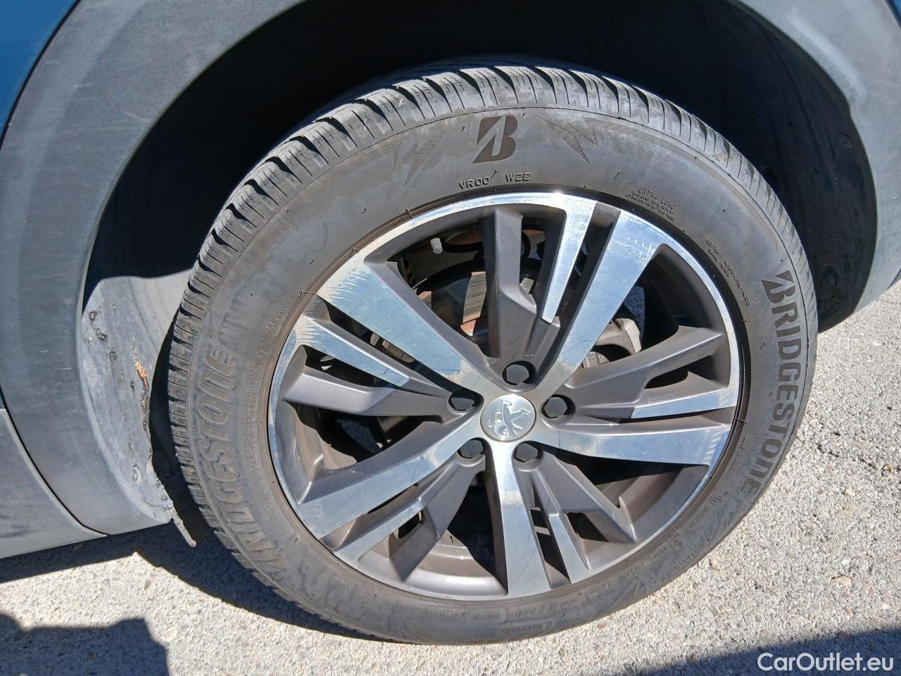  Peugeot  3008  Allure 1.5 HDi 130CV AT8 E6d #28