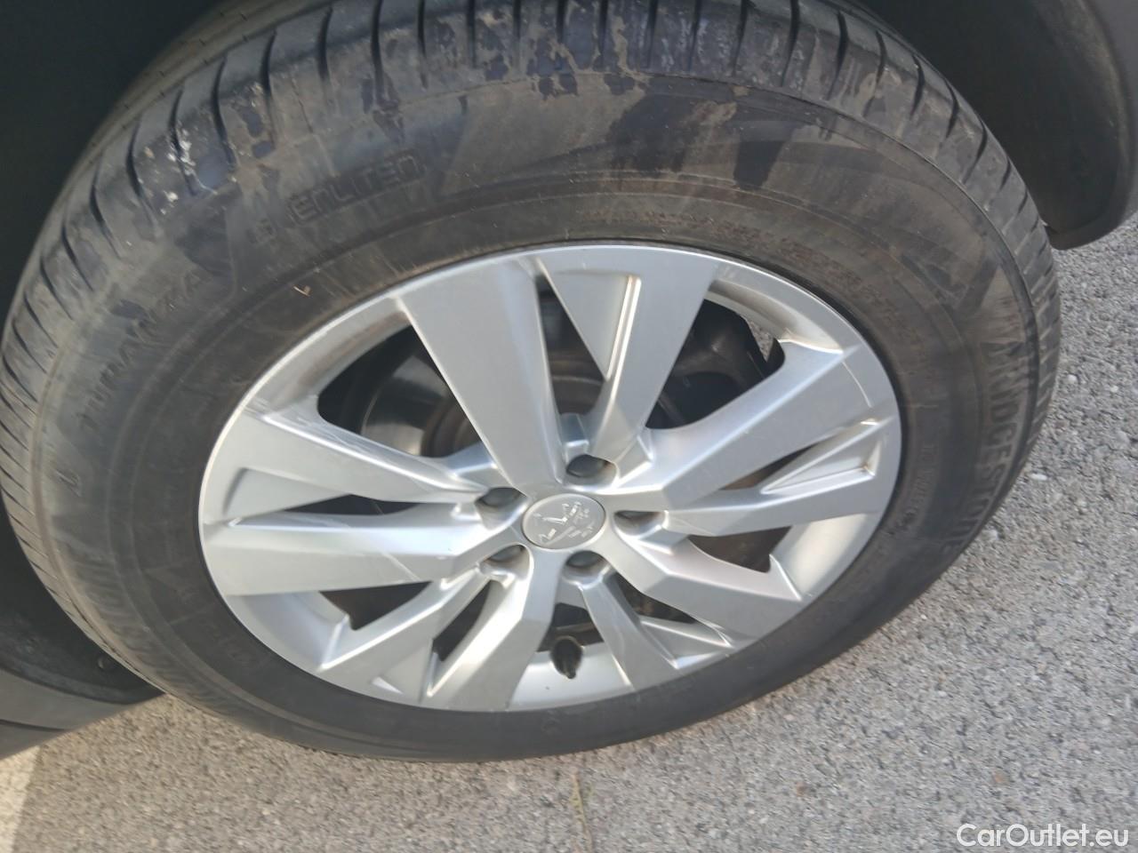  Peugeot  3008  Style 1.5 130CV MT6 #19