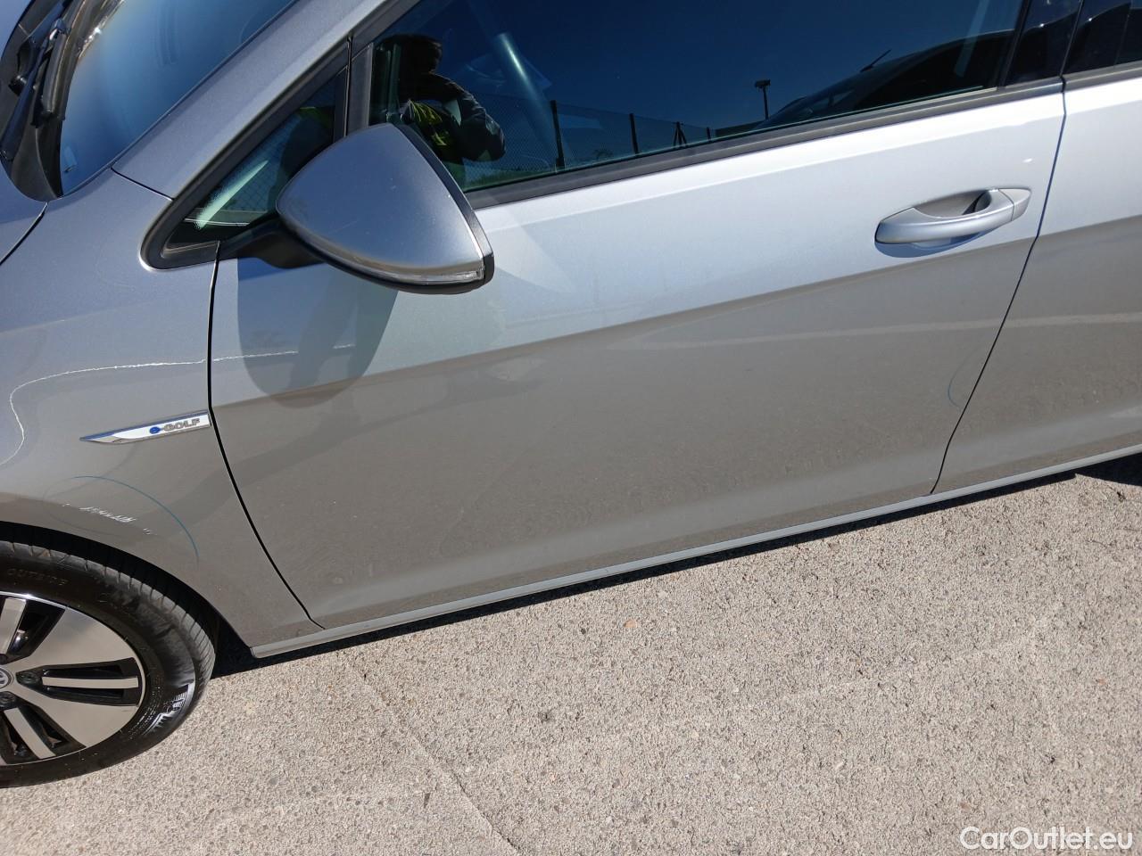  Volkswagen  Golf  VII Berlina e-35kWh #9