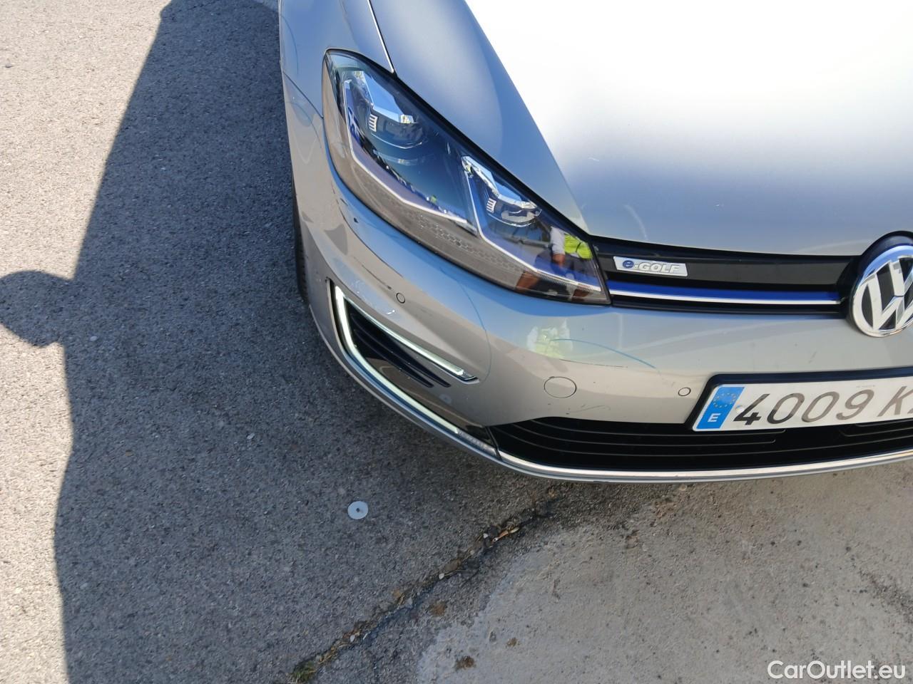  Volkswagen  Golf  VII Berlina e-35kWh #27