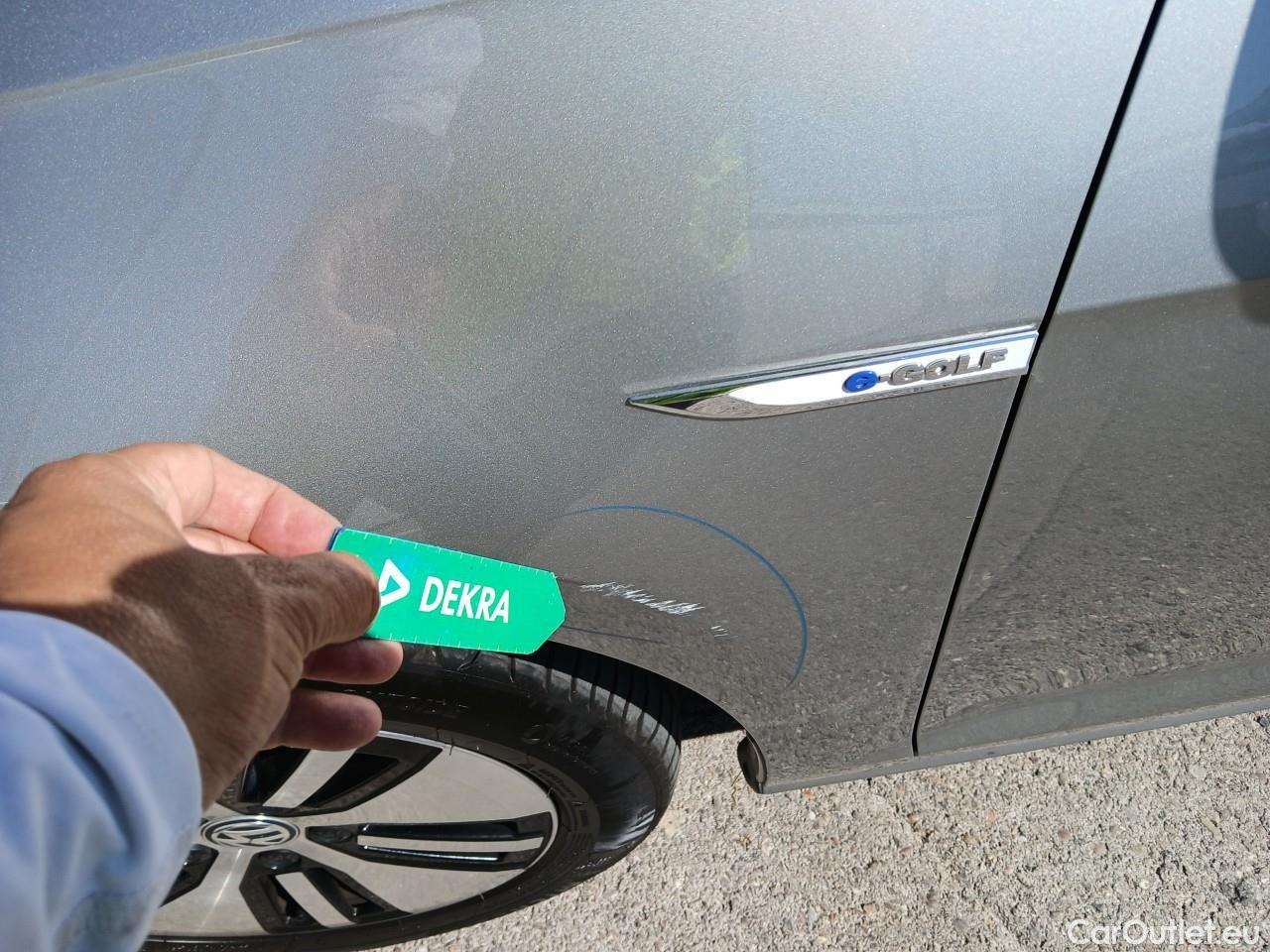 Volkswagen  Golf  VII Berlina e-35kWh #7