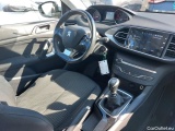  Peugeot  308 PEUGEOT  / 2017 / 5P / berlina con portón 5p Style BlueHDi 130 S&S #3