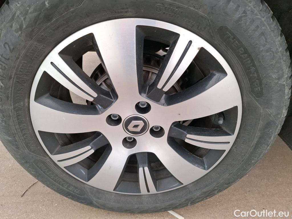  Renault  Captur  Business 0.9 TCe 90CV BVM5 E6 #18