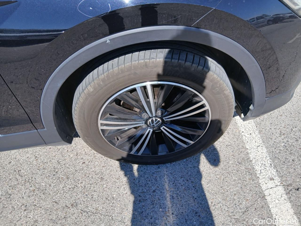  Volkswagen  Tiguan  Life 2.0 TDI 150CV AT7 E6d #48