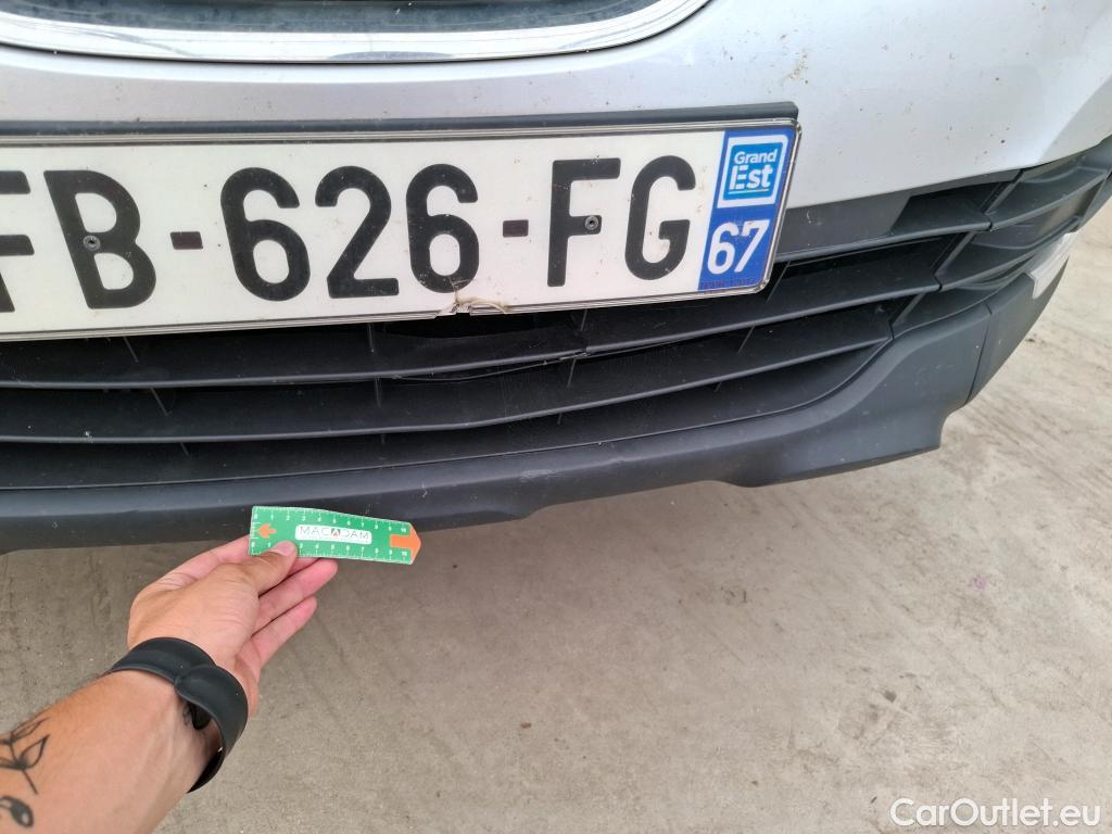  Renault  Captur  Business 0.9 TCe 90CV BVM5 E6 #3