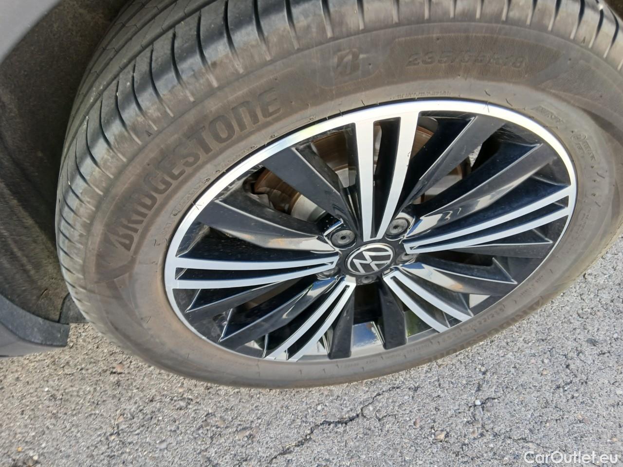  Volkswagen  Tiguan  Life 2.0 TDI 150CV AT7 E6d #22
