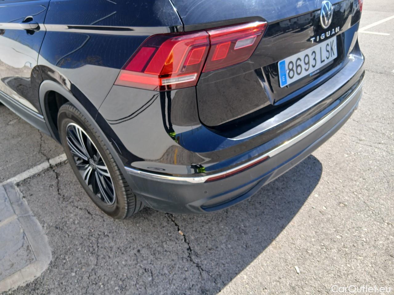  Volkswagen  Tiguan  Life 2.0 TDI 150CV AT7 E6d #28