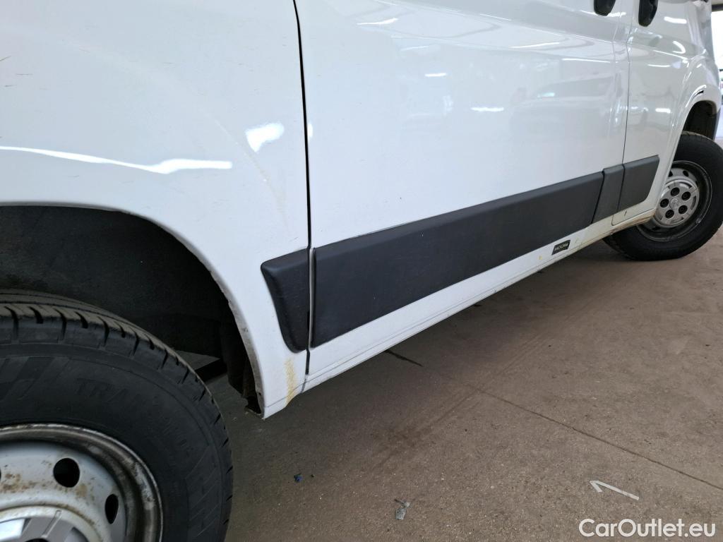  Peugeot  Boxer PEUGEOT  VU 4p Fourgon 2.0 BLUEHDI 110 PREMIUM 330 L1H2 #17