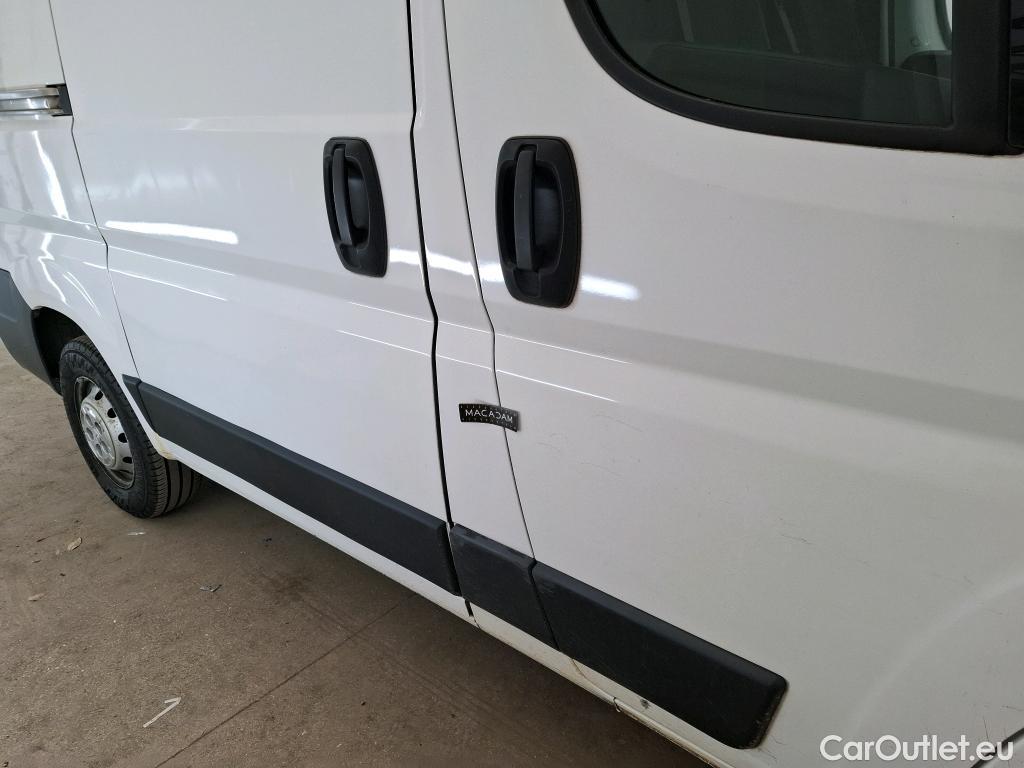  Peugeot  Boxer PEUGEOT  VU 4p Fourgon 2.0 BLUEHDI 110 PREMIUM 330 L1H2 #24