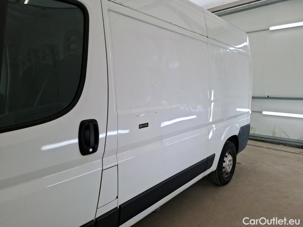  Peugeot  Boxer PEUGEOT  VU 4p Fourgon BLUEHDI 110 PREMIUM 330 L2H2 #1