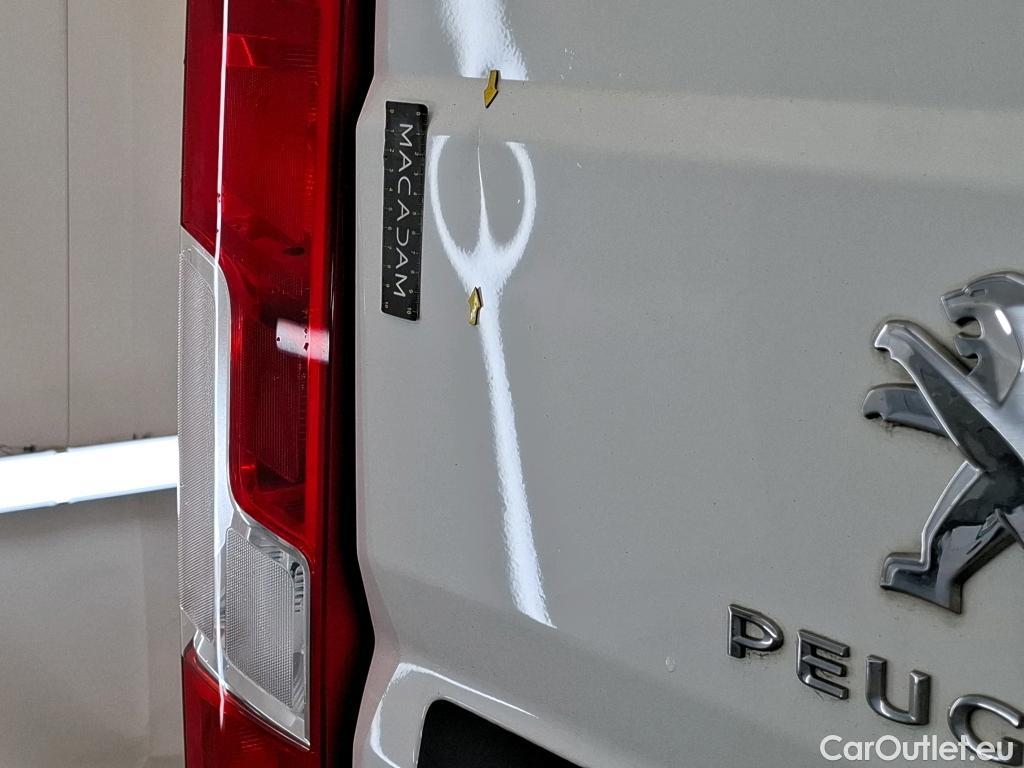  Peugeot  Boxer PEUGEOT  VU 4p Fourgon BLUEHDI 110 PREMIUM 330 L2H2 #25