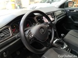  Volkswagen  T-ROC VOLKSWAGEN  / 2017 / 5P / SUV 1.6 TDI SCR BUSINESS BMT #48
