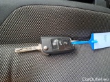  Volkswagen  T-ROC VOLKSWAGEN  / 2017 / 5P / SUV 1.6 TDI SCR BUSINESS BMT #68