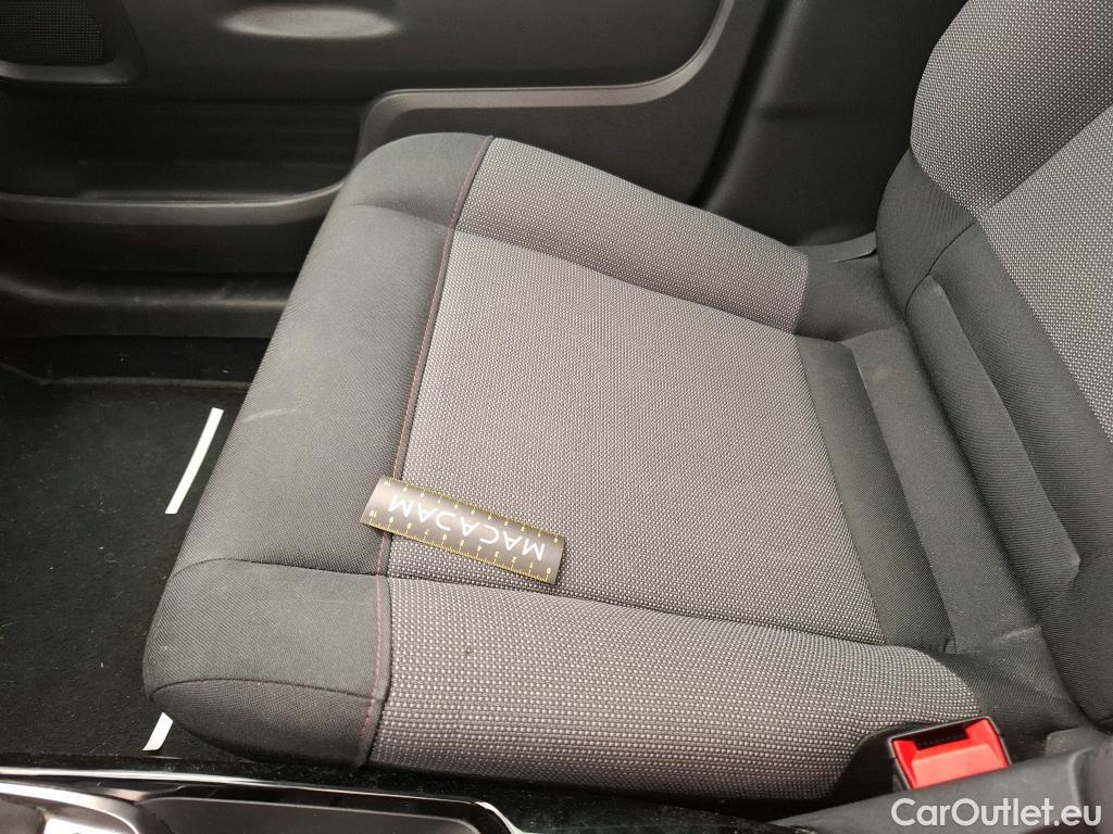  Citroen  C4 Cactus CITROEN  / 2017 / 5P / Berline PureTech 130 S&S EAT6 Shine #8