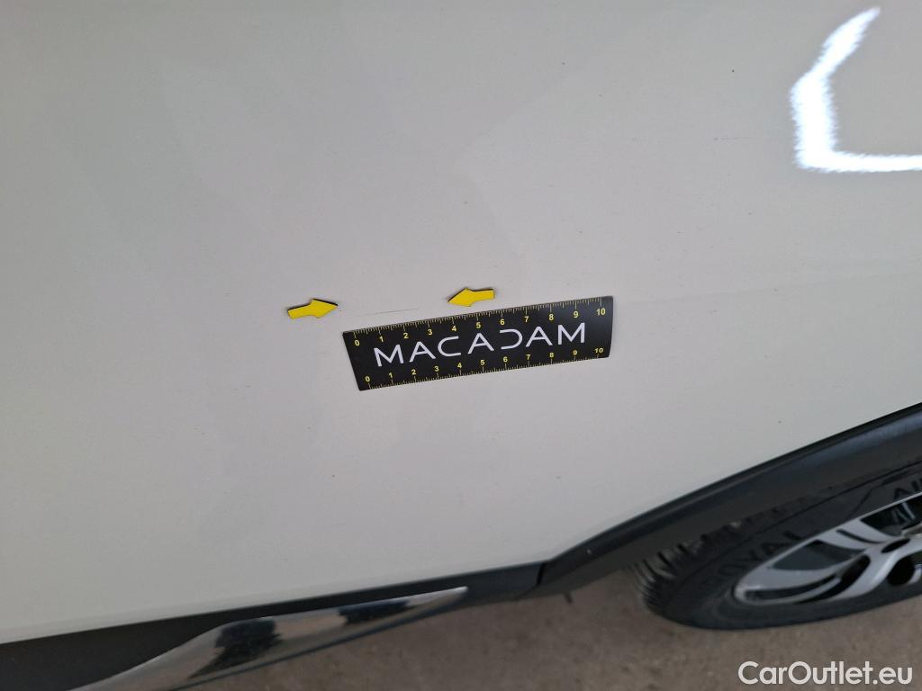  Renault  Captur RENAULT  5p Crossover Business dCi 90 - 18 #94