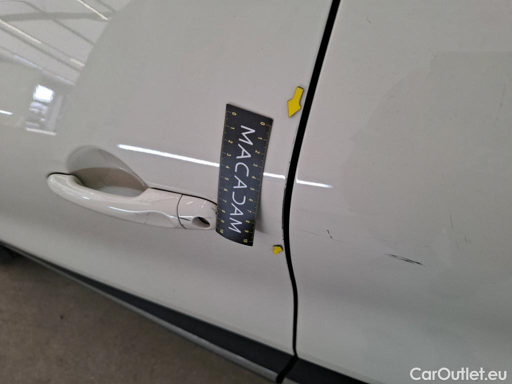  Renault  Captur RENAULT  5p Crossover Business dCi 90 - 18 #59