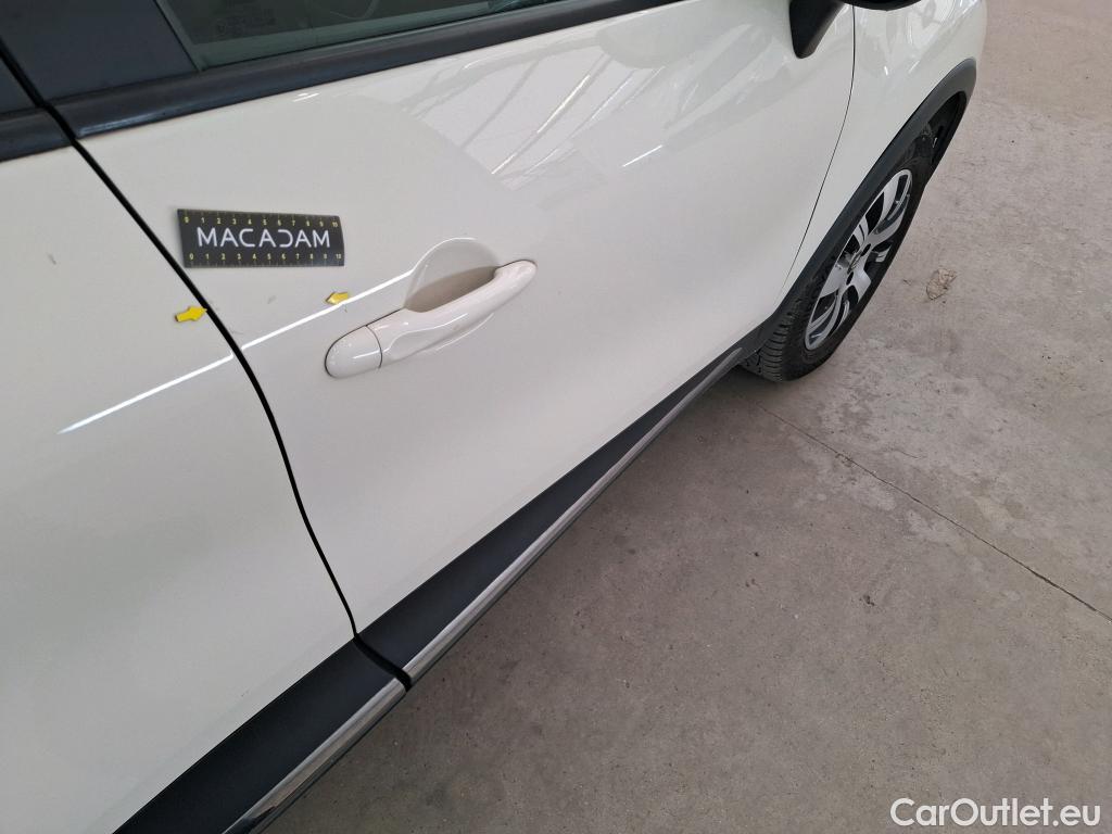  Renault  Captur RENAULT  5p Crossover Business dCi 90 - 18 #111