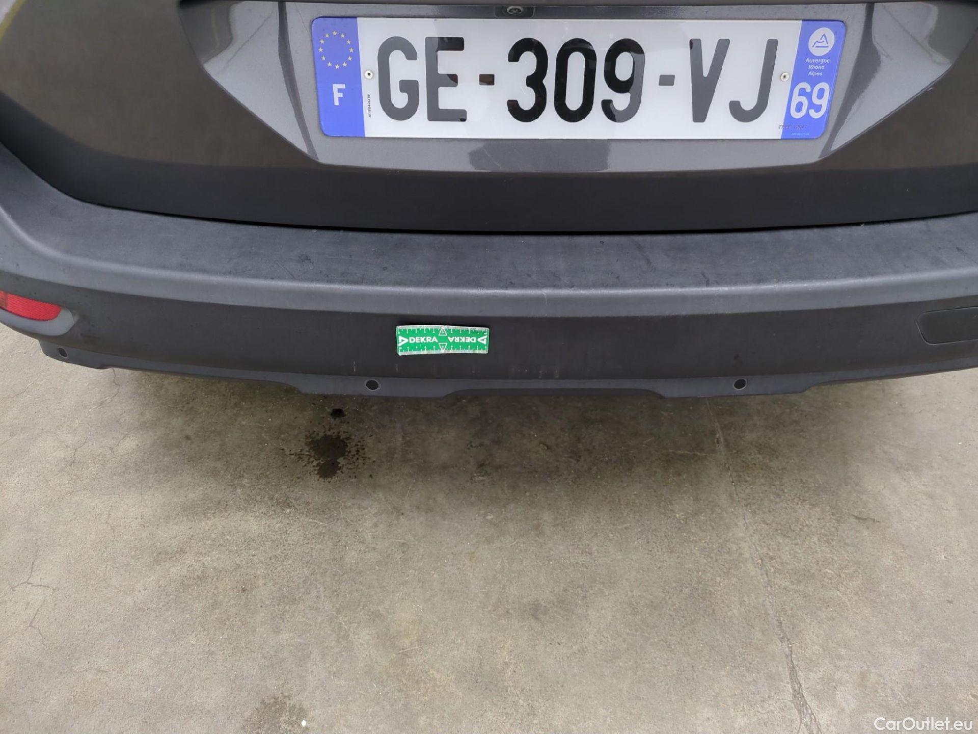  Peugeot  5008  Active Pack 1.5 HDi 130CV BVA8 7 Sieges E6d #37
