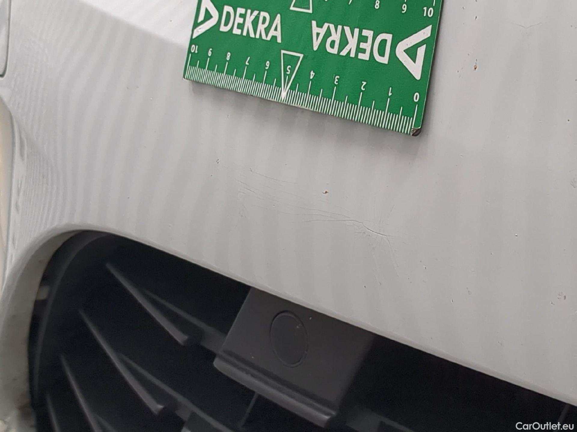  Renault  Clio  V Business 1.6 E-TECH Hybrid 140CV BVA6 E6d #8