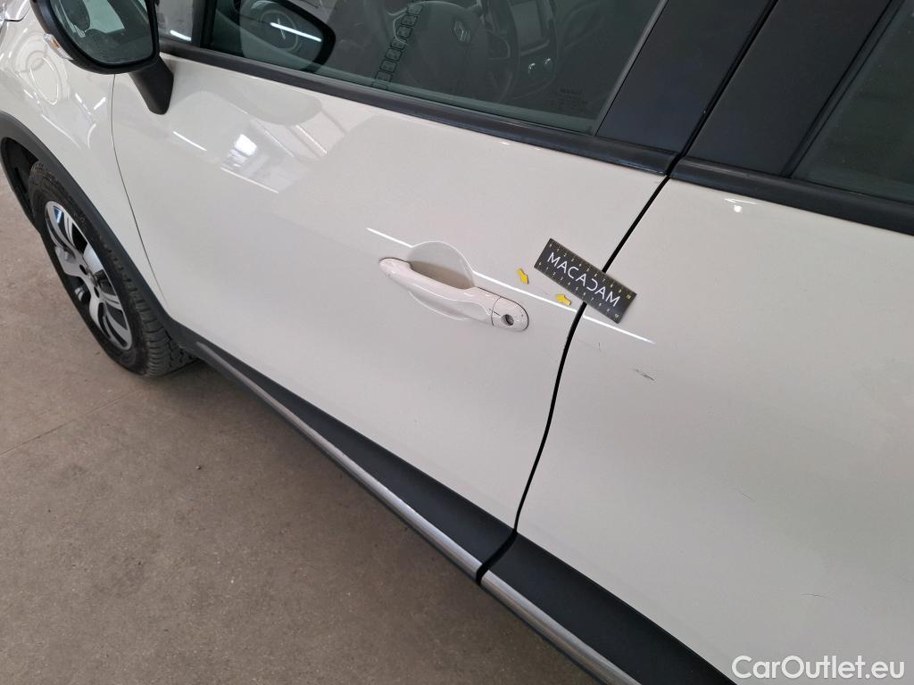  Renault  Captur RENAULT  5p Crossover Business dCi 90 - 18 #57