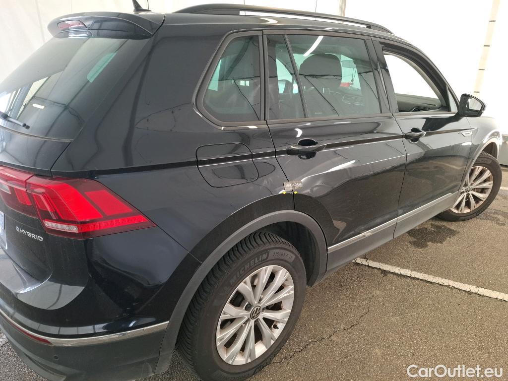  Volkswagen  Tiguan VOLKSWAGEN  / 2020 / 5P / SUV 1.4 eHybrid 245 DSG6 Life Business #13