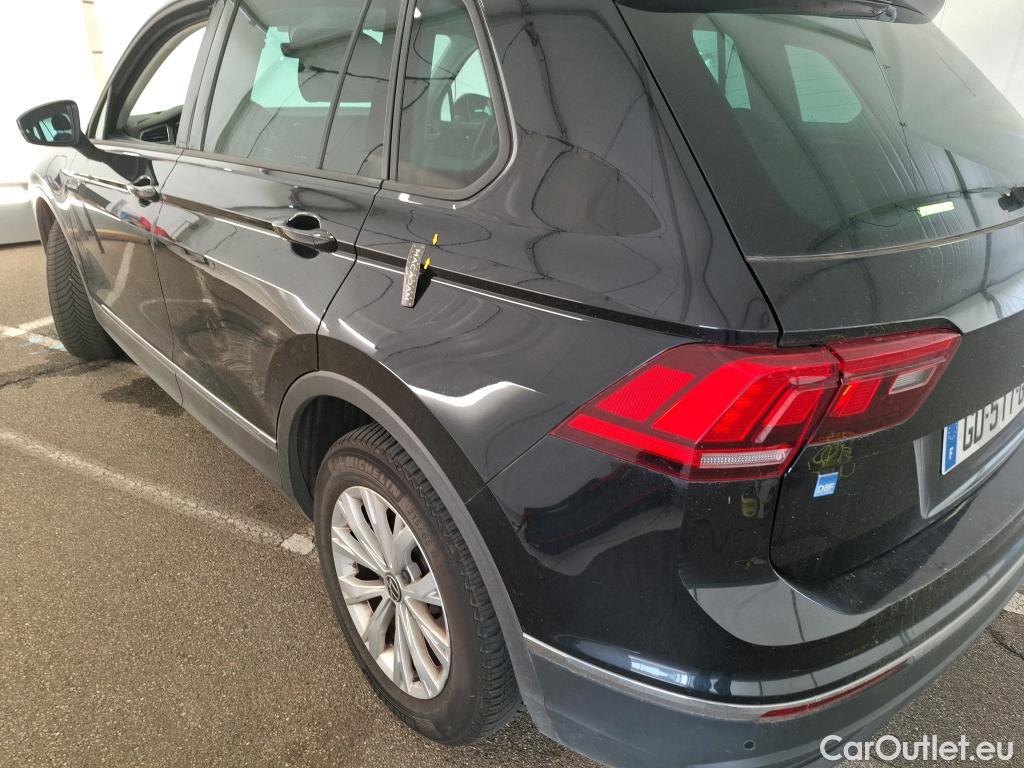  Volkswagen  Tiguan VOLKSWAGEN  / 2020 / 5P / SUV 1.4 eHybrid 245 DSG6 Life Business #25