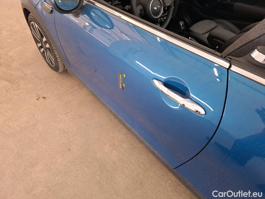  Mini  Cooper MINI Mini Cabrio / 2021 / 2P / Cabriolet  Essential 136 ch BVA7 #32