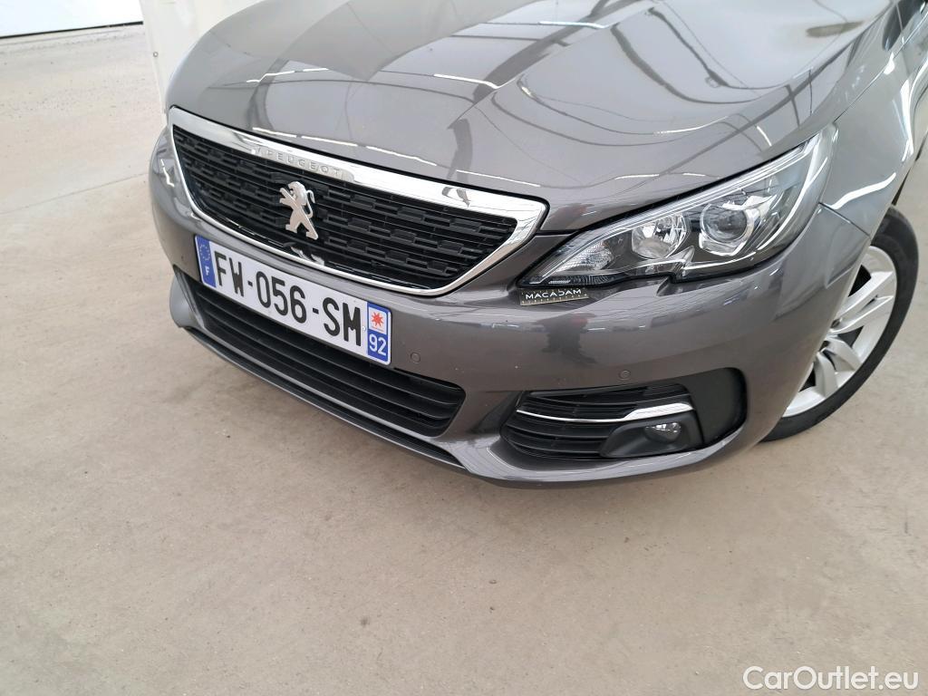  Peugeot  308 PEUGEOT  SW / 2017 / 5P / Break Puretech 110 S&S Active Business #16