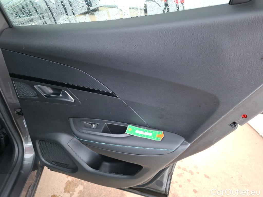  Peugeot  2008 PEUGEOT  / 2019 / 5P / Crossover PureTech 130 S&S EAT8 ALLURE BUSINESS #10