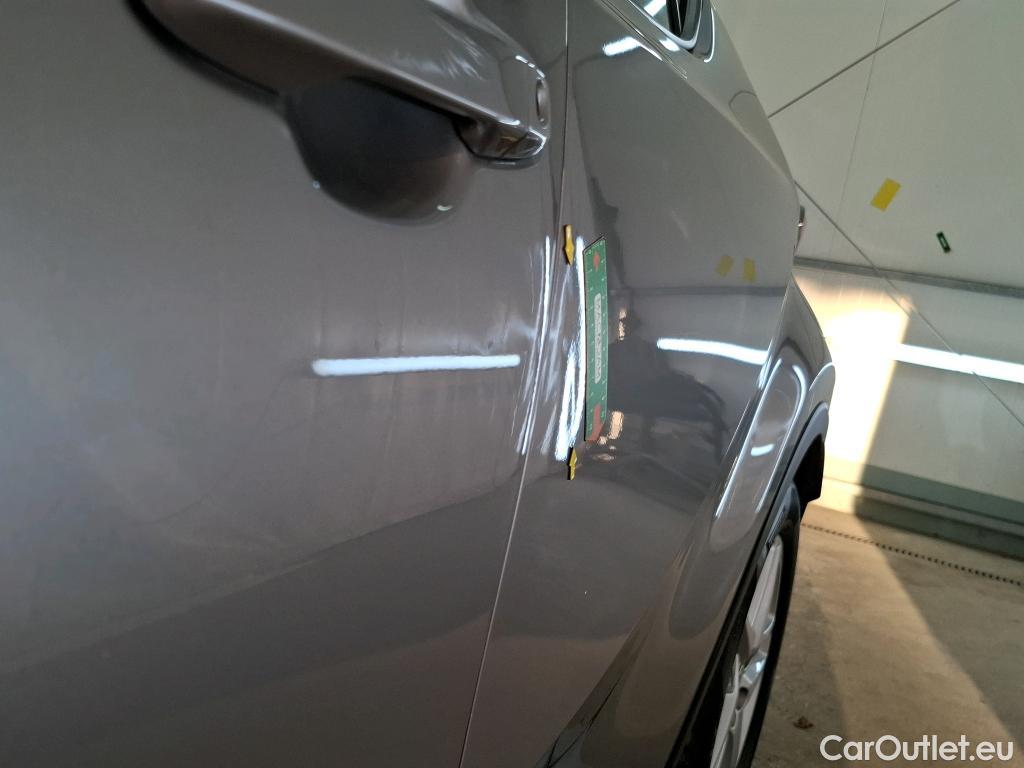  Toyota  C-HR TOYOTA  / 2016 / 5P / SUV 2.0 Hybride 184 Dynamic Business Beyond #2
