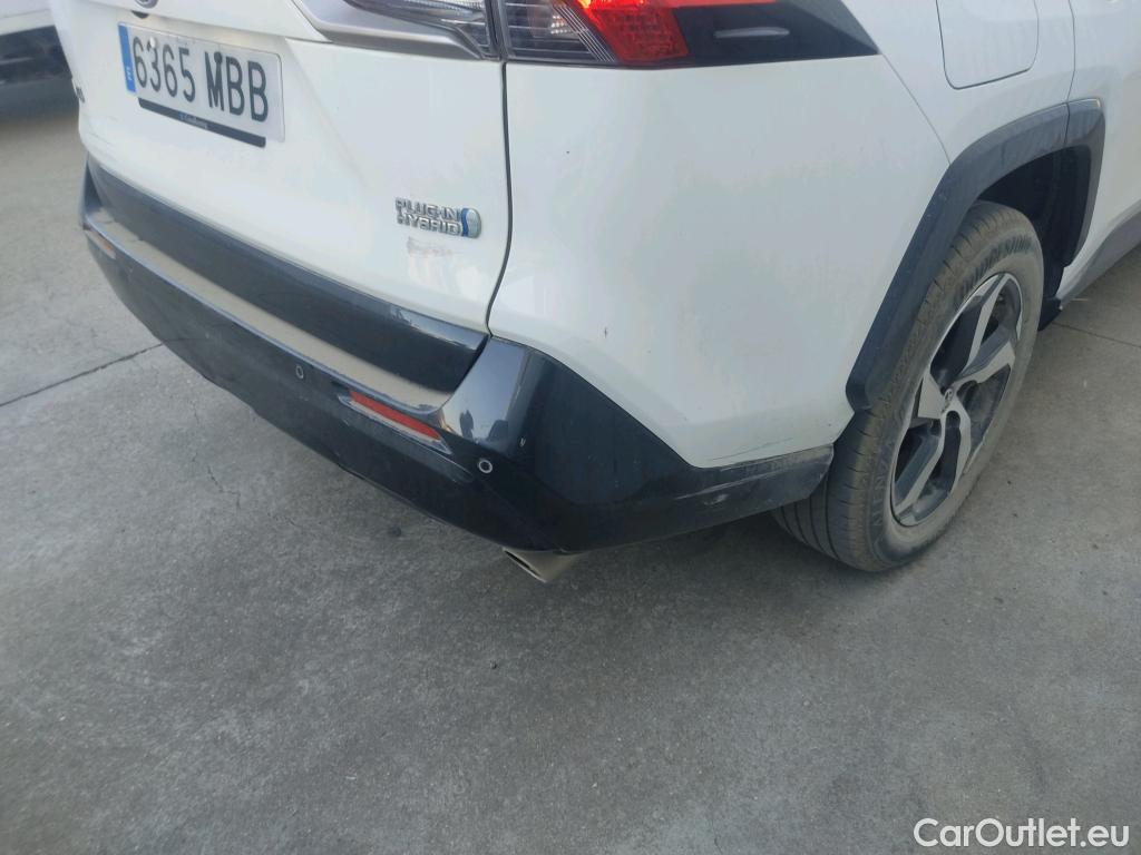  Toyota  RAV4 TOYOTA  / 2018 / 5P / todoterreno 2.5l PLUG-IN 300PH (e-CVT) Advance #16