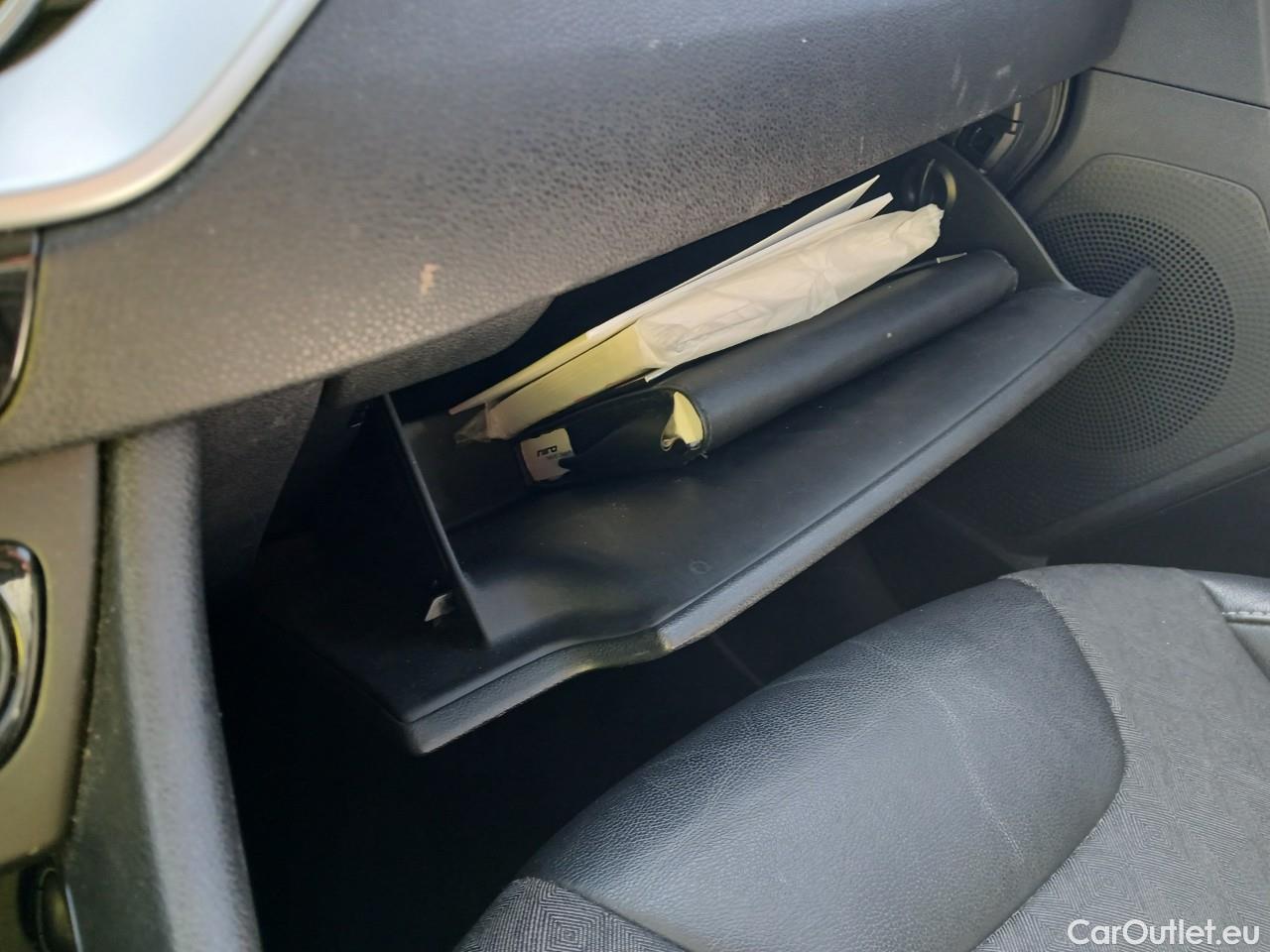  KIA  Niro  Drive 1.6 AT6 E6d #1