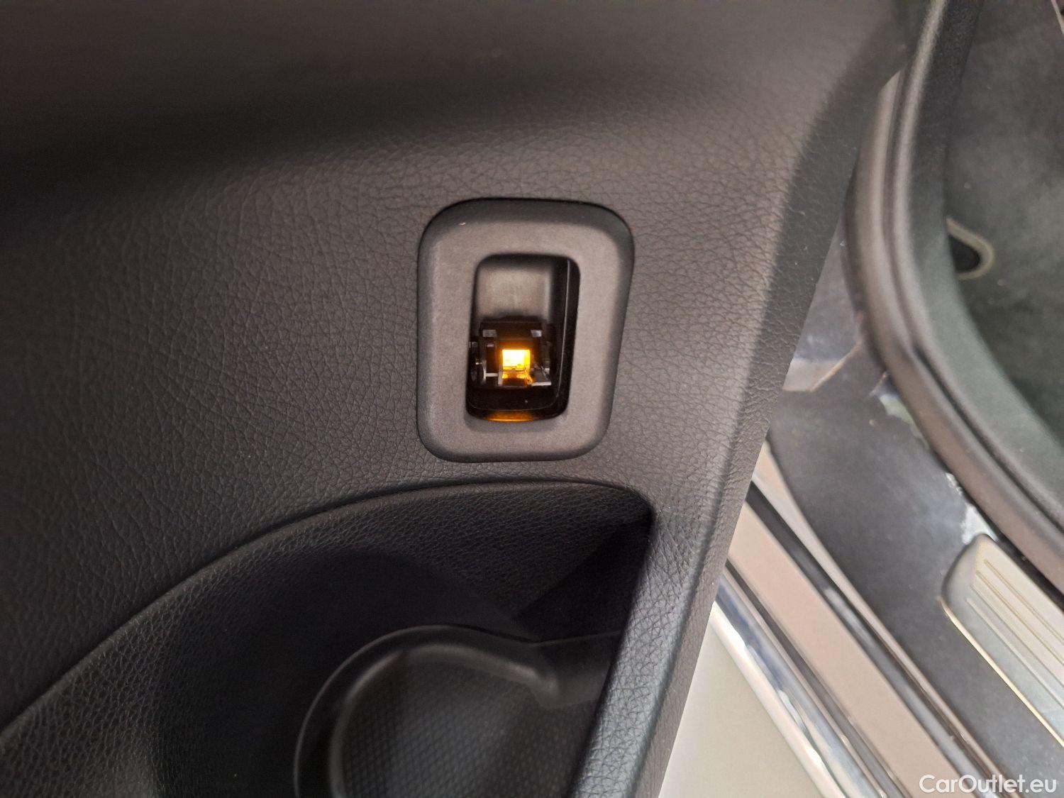  Mercedes  C-Klasse Mercedes,  break FL18, Mercedes-Benz  Break C 180 d Business Solu #32
