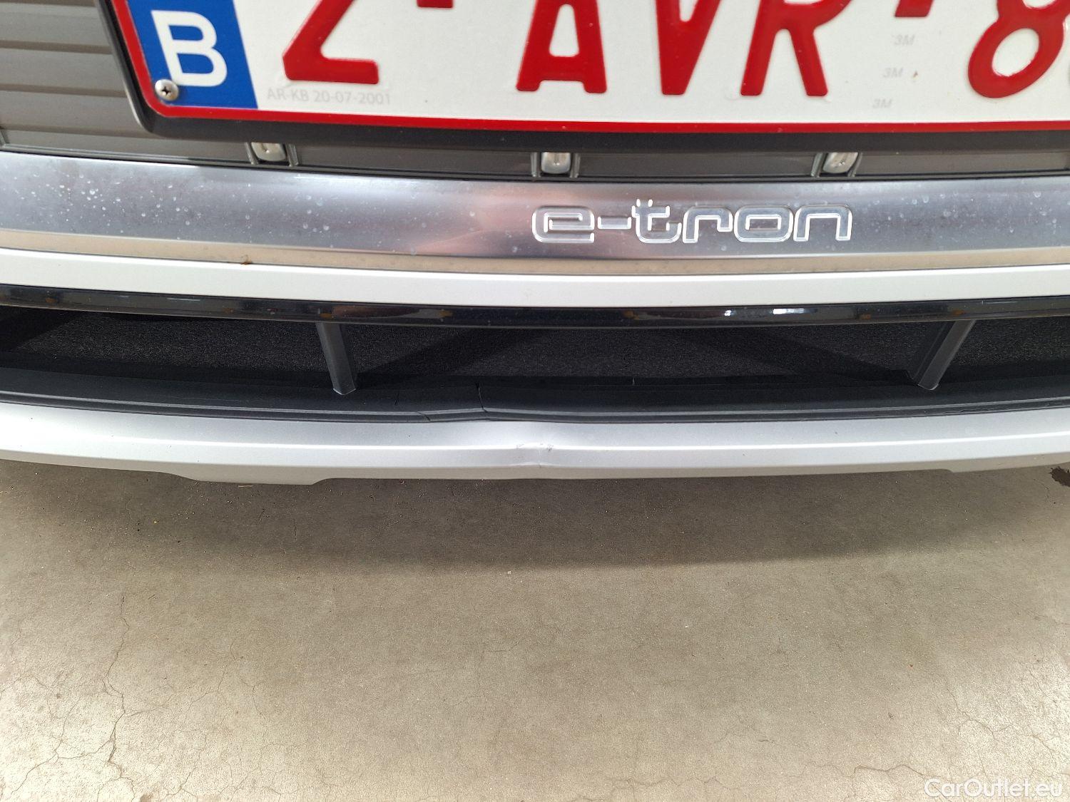  Audi  E-TRON Audi,  SB '19 BEV, Audi  Sportback 55 Quattro S-Line 5d #11