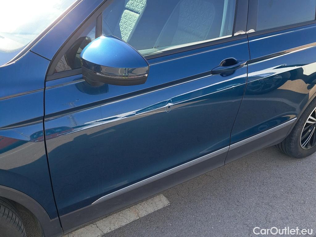  Volkswagen  Tiguan  Life 2.0 TDI 150CV AT7 E6d #1