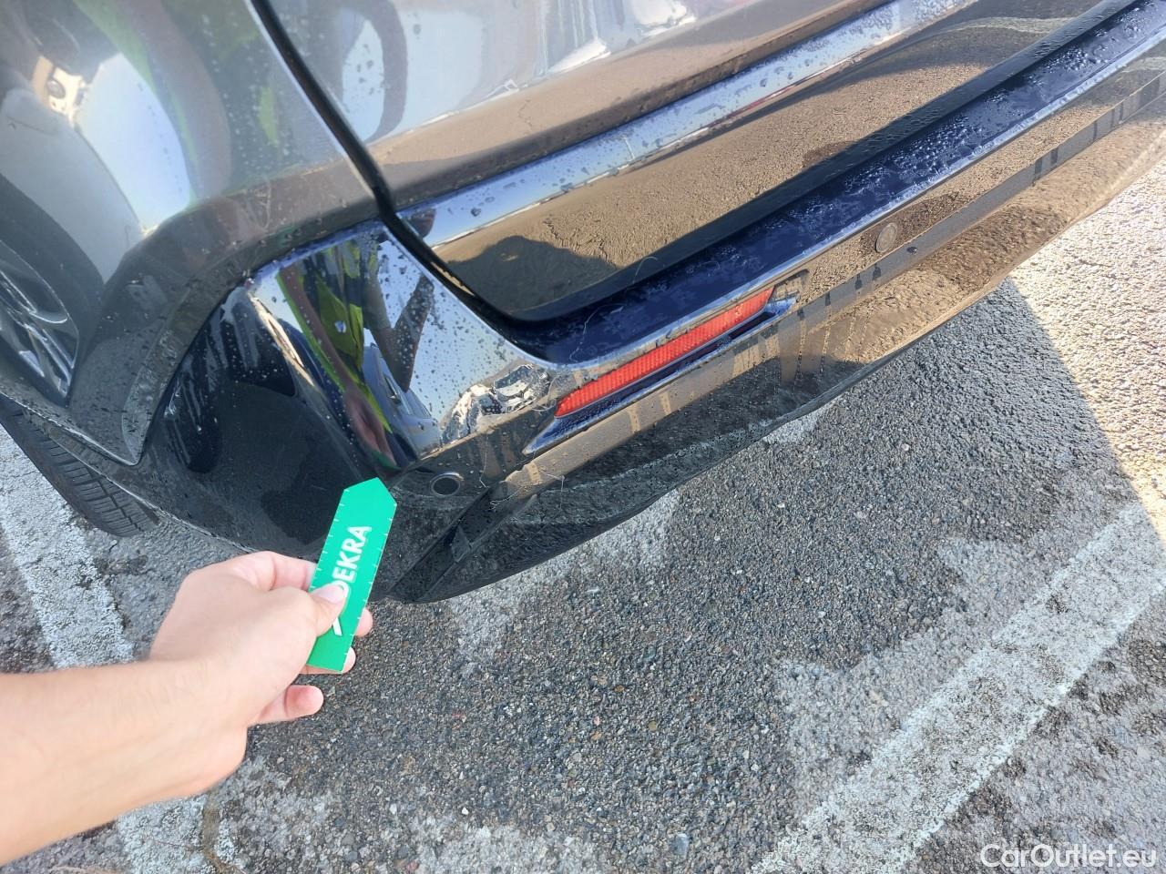  Toyota  RAV4 TOYOTA  / 2018 / 5P / todoterreno 2.5l PLUG-IN 300PH (e-CVT) Style Plus #9