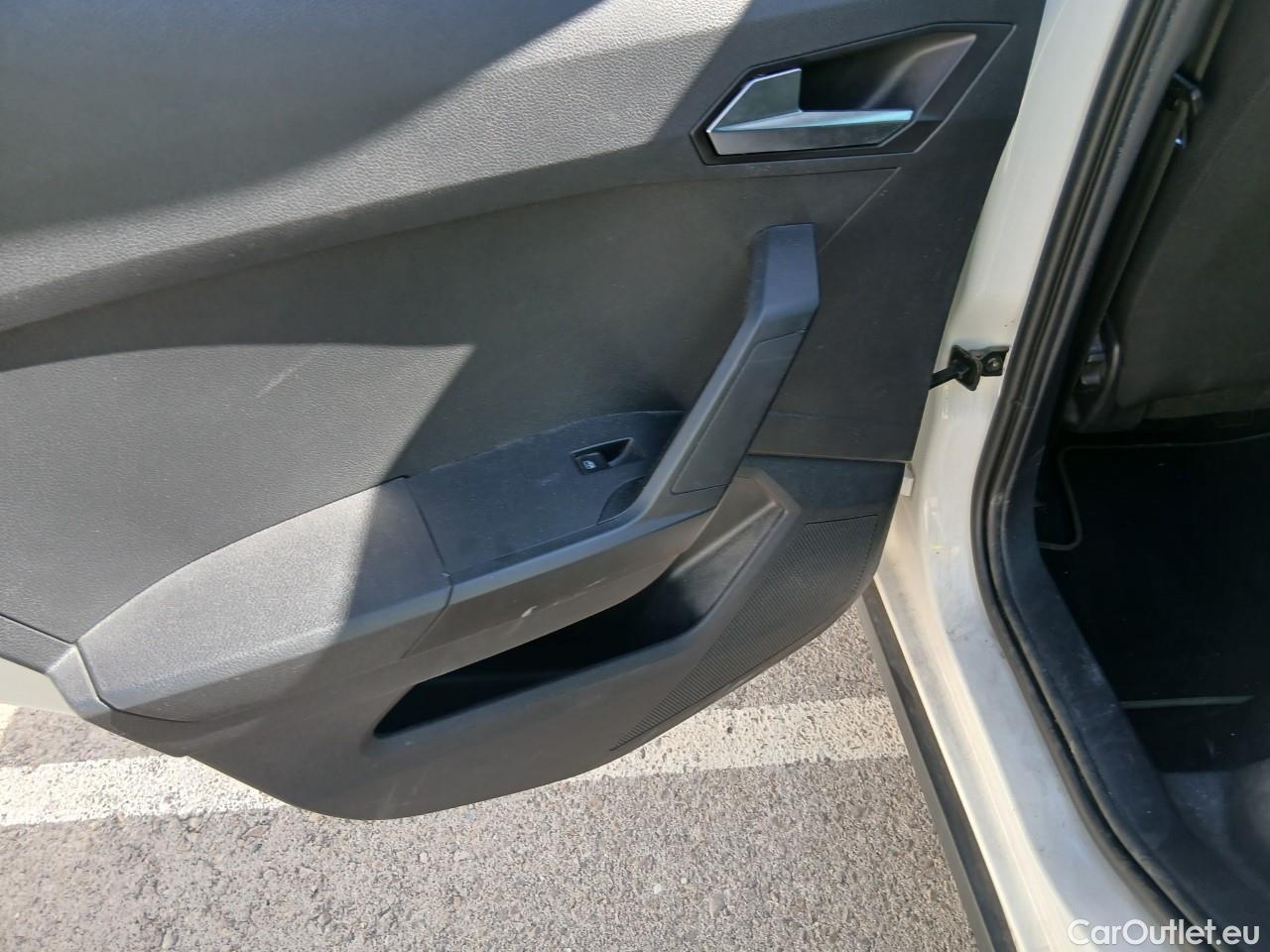  Seat  Arona  Style 1.0 TSI 110CV MT6 E6d #29